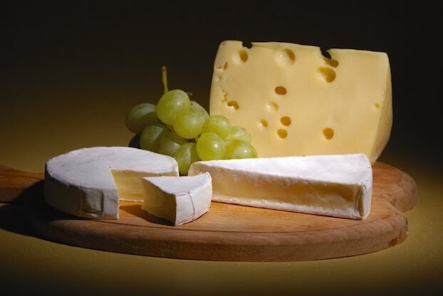 Que vinho se bebe com queijos?